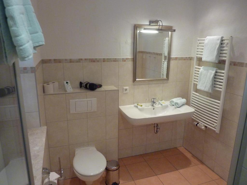 Hotel Zum Schlangenkoenig Burg  Habitación foto